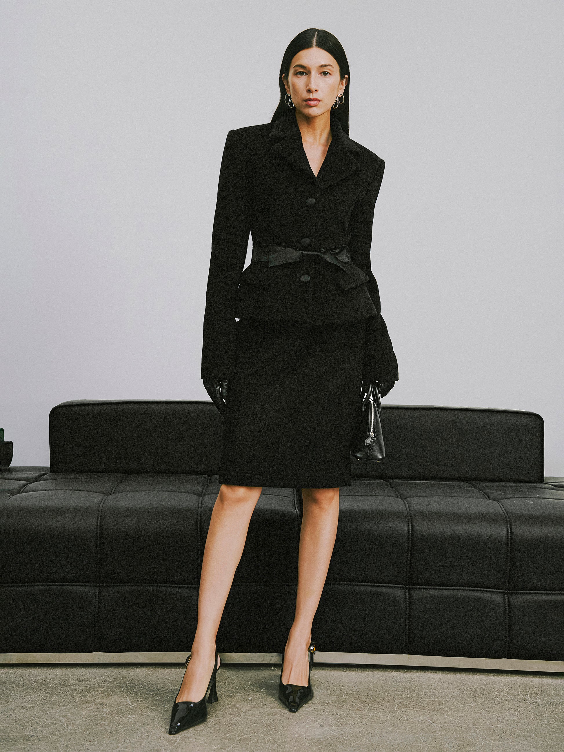 Vintage-Inspired Tailored Wool Blazer